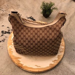 Gucci Shoulder Bag Authentic